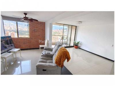 Apartamento de 3 alcobas en venta en Loma De Los Bernal, Medellín, 99 m² · foto 5 de 20