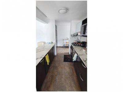 Apartamento de 3 alcobas en venta en Loma De Los Bernal, Medellín, 99 m² · foto 9 de 20