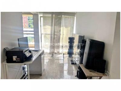 Apartamento en venta en Loma De Los Bernal, Medellín · foto 3 de 10
