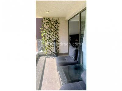 Apartamento en venta en Loma De Los Bernal, Medellín · foto 5 de 10