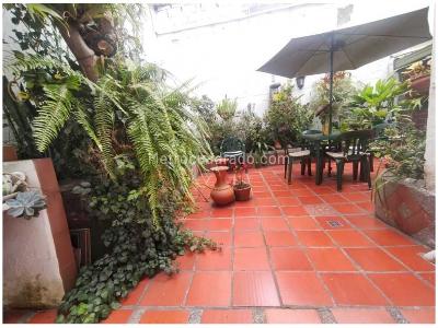 Casa de 4 alcobas en venta en Simon Bolivar En La Comuna 12 De Medellin, Medellín, 220 m² · foto 2 de 16