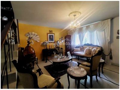 Casa de 4 alcobas en venta en Simon Bolivar En La Comuna 12 De Medellin, Medellín, 220 m² · foto 5 de 16