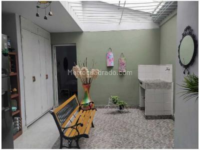 Casa de 4 alcobas en venta en Simon Bolivar En La Comuna 12 De Medellin, Medellín, 220 m² · foto 15 de 16