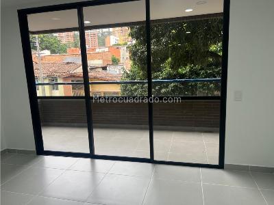 Apartamento de 2 alcobas en venta en La Castellana, Medellín, 92 m² · foto 4 de 12