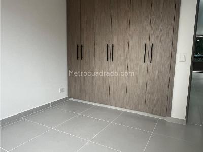 Apartamento de 2 alcobas en venta en La Castellana, Medellín, 92 m² · foto 7 de 12