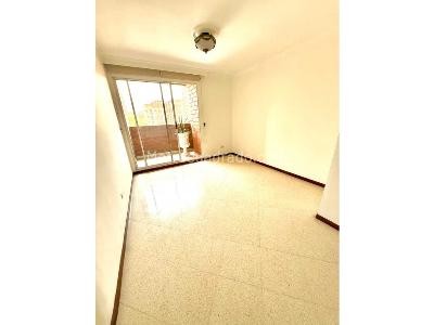 Apartamento de 3 alcobas en venta en 2do Parque Laureles, Medellín, 100 m² · foto 5 de 13