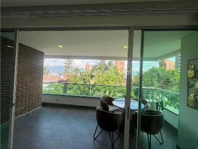 Apartamento de 3 alcobas en venta en Loma De Los Parra, Medellín, 130 m² · foto 9 de 18