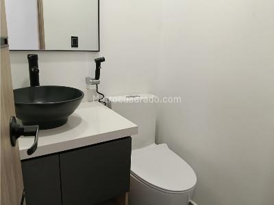Apartamento de 2 alcobas en venta en Conquistadores, Medellín, 202 m² · foto 11 de 20