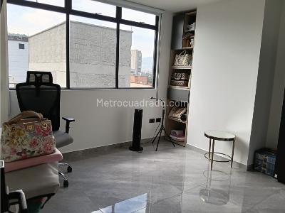 Apartamento de 2 alcobas en venta en Conquistadores, Medellín, 202 m² · foto 13 de 20