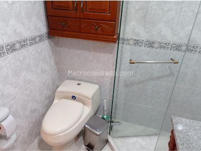 Apartamento de 3 alcobas en venta en Conquistadores, Medellín, 187 m² · foto 12 de 19