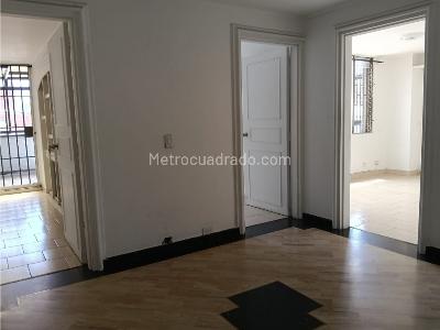 Apartamento de 4 alcobas en venta en Estadio, Medellín, 242 m² · foto 16 de 20
