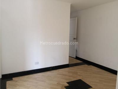 Apartamento de 4 alcobas en venta en Estadio, Medellín, 242 m² · foto 17 de 20