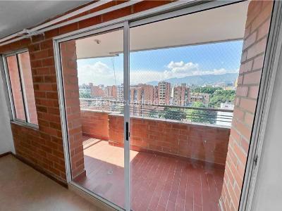 Apartamento de 3 alcobas en venta en San Joaquin, Medellín, 114 m² · foto 5 de 12
