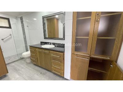 Casa de 5 alcobas en venta en Loma Del Chocho, Envigado, 850 m² · foto 12 de 17
