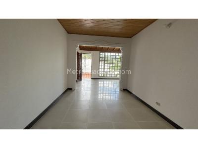 Casa de 5 alcobas en venta en Loma Del Chocho, Envigado, 850 m² · foto 6 de 17