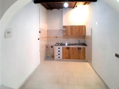 Apartamento de 2 alcobas en venta en La Milagrosa, Medellín, 74 m² · foto 10 de 14