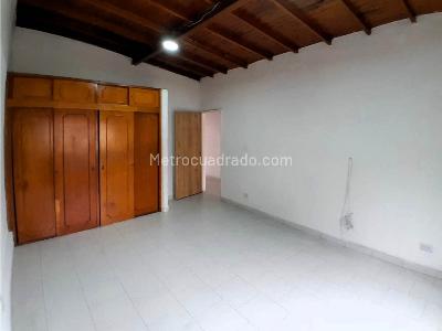 Apartamento de 2 alcobas en venta en La Milagrosa, Medellín, 74 m² · foto 14 de 14