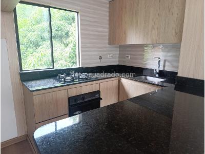 Apartaestudio en venta en El Poblado, Medellín, 49 m² · foto 10 de 16
