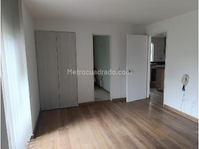 Apartaestudio en venta en El Poblado, Medellín, 49 m² · foto 4 de 16