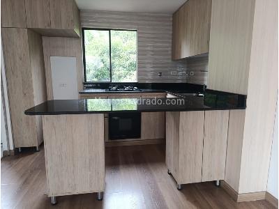 Apartaestudio en venta en El Poblado, Medellín, 49 m² · foto 6 de 16