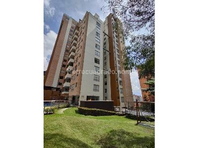 Apartamento de 3 alcobas en venta en Loma Esmeralda, Envigado, 182 m² · foto 18 de 20