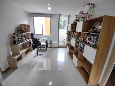 Apartamento de 3 alcobas en venta en Loma Esmeralda, Envigado, 182 m² · foto 19 de 20