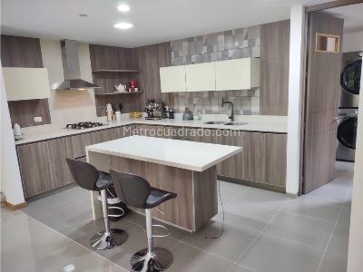 Apartamento de 3 alcobas en venta en Loma Esmeralda, Envigado, 182 m² · foto 20 de 20