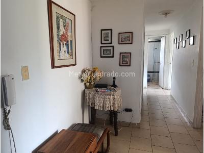 Apartamento de 3 alcobas en venta en Calasanz, Medellín, 108 m² · foto 8 de 15