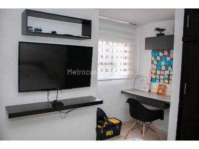 Apartamento de 3 alcobas en venta en Villa Flora, Medellín, 62 m² · foto 2 de 17