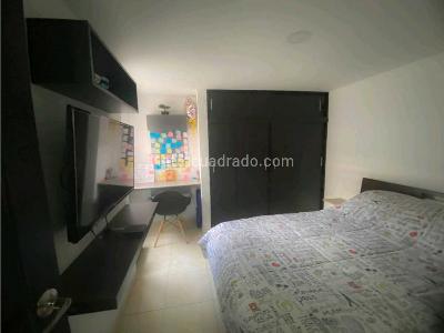 Apartamento de 3 alcobas en venta en Villa Flora, Medellín, 62 m² · foto 3 de 17
