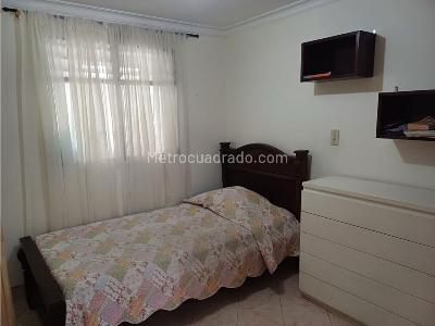 Apartamento de 3 alcobas en venta en La América, Medellín, 62 m² · foto 15 de 16