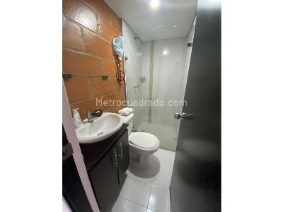 Apartamento de 2 alcobas en venta en Calasanz, Medellín, 52 m² · foto 6 de 17