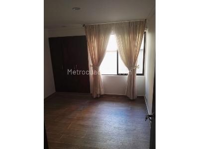 Apartamento de 4 alcobas en venta en Laureles, Medellín, 166 m² · foto 4 de 17