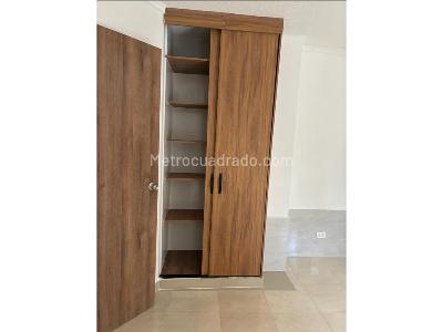 Apartaestudio en venta en Laureles, Medellín, 35 m² · foto 8 de 9