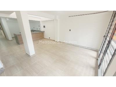 Casa de 4 alcobas en venta en Belen San Bernardo, Medellín, 158 m² · foto 3 de 20
