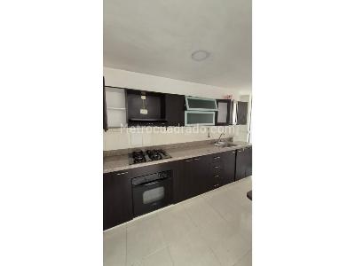 Apartamento de 3 alcobas en venta en Las Acacias, Medellín, 111 m² · foto 17 de 20