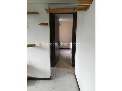 Apartamento de 2 alcobas en venta en Belen Loma De Los Bernal, Medellín, 44 m² · foto 18 de 20