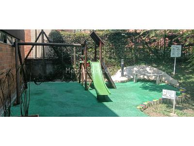 Apartamento de 2 alcobas en venta en Belen Loma De Los Bernal, Medellín, 44 m² · foto 2 de 20