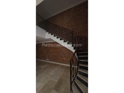 Apartamento de 4 alcobas en venta en Conquistadores, Medellín, 212 m² · foto 17 de 20