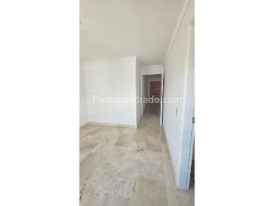 Apartamento de 4 alcobas en venta en Conquistadores, Medellín, 212 m² · foto 3 de 20