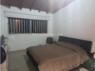 Casa de 3 alcobas en venta en San German, Medellín, 137 m² · foto 13 de 16