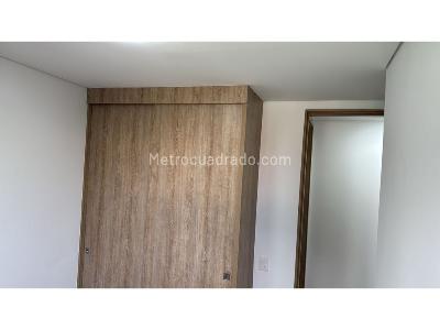 Apartamento de 3 alcobas en venta en Itagui, Medellín, 77 m² · foto 12 de 20