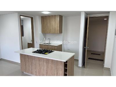 Apartamento de 3 alcobas en venta en Itagui, Medellín, 77 m² · foto 2 de 20