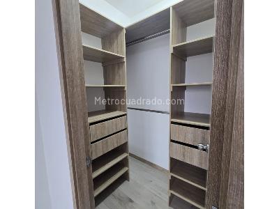 Apartamento de 3 alcobas en venta en Itagui, Medellín, 69 m² · foto 4 de 16