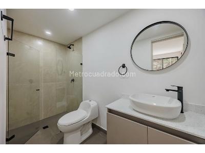 Apartamento de 4 alcobas en venta en Lalinde, Medellín, 154 m² · foto 15 de 20