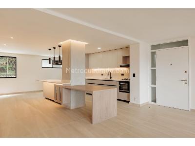 Apartamento de 4 alcobas en venta en Lalinde, Medellín, 154 m² · foto 9 de 20