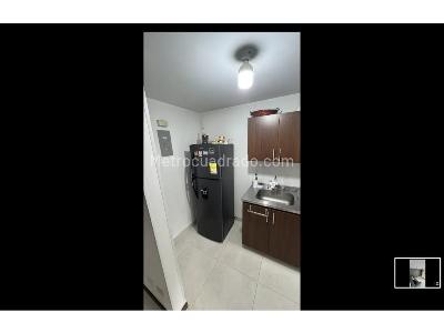 Apartamento de 3 alcobas en venta en El Rincón, Medellín, 69 m² · foto 3 de 11