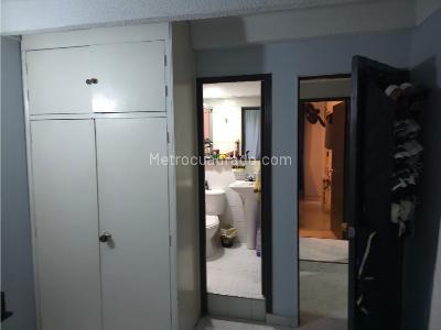 Apartamento de 3 alcobas en venta en Santa Monica, Medellín, 72 m² · foto 12 de 20