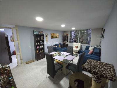 Apartamento de 3 alcobas en venta en Santa Monica, Medellín, 72 m² · foto 2 de 20