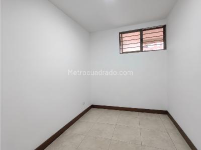 Apartamento de 3 alcobas en venta en Conquistadores, Medellín, 87 m² · foto 4 de 20